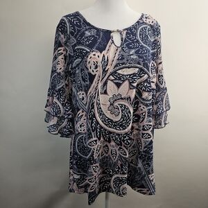 PerSeption women 2X blue, salmon and white blouse.  Half bell ruffle sleeves